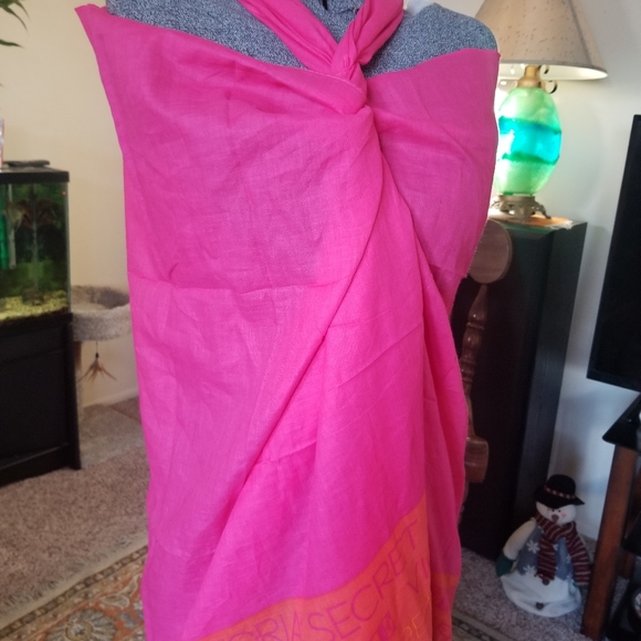 NWT Victoria's Secret Beach Sarong Cover-up - Picture 9 of 16